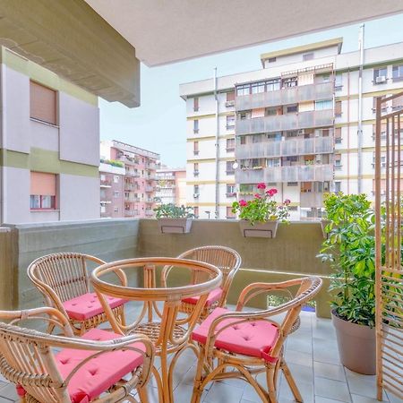 City Gate - Luxury Suites Барі Екстер'єр фото